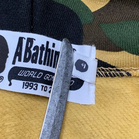 BAPE 1st Camo Shark Full Zip Hoodie Yellow - Picture 6 of 8